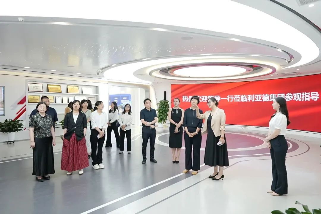 北京市统计局局长李素芳一行莅临乐鱼官方站网页版登录入口调研指导